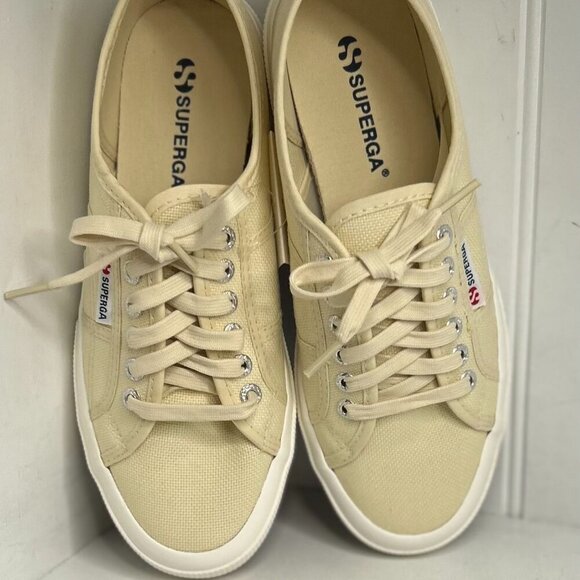 Superga 2750 Cotu Classic Sneakers (For Women) Size 8 - Picture 1 of 8